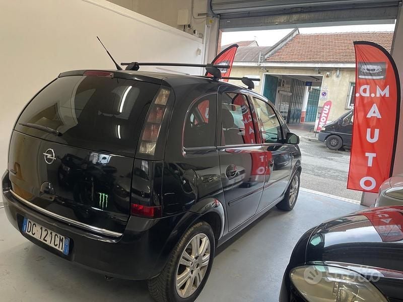 Usata Opel Meriva Enjoy 74 CV (54 kW) 2007 Nero Monovolume