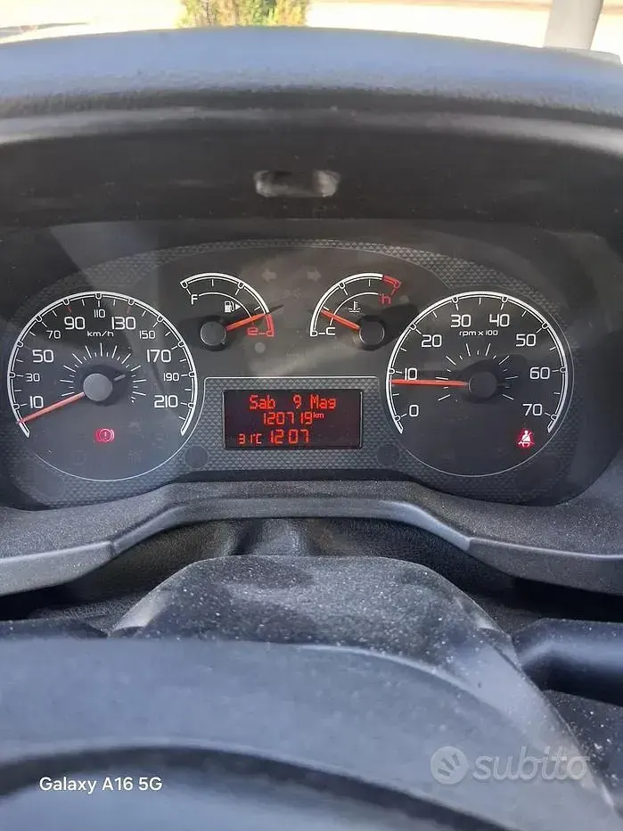 Occasion Fiat Qubo Trekking 95 ch (69 kW) 2015 Blanc Monospace