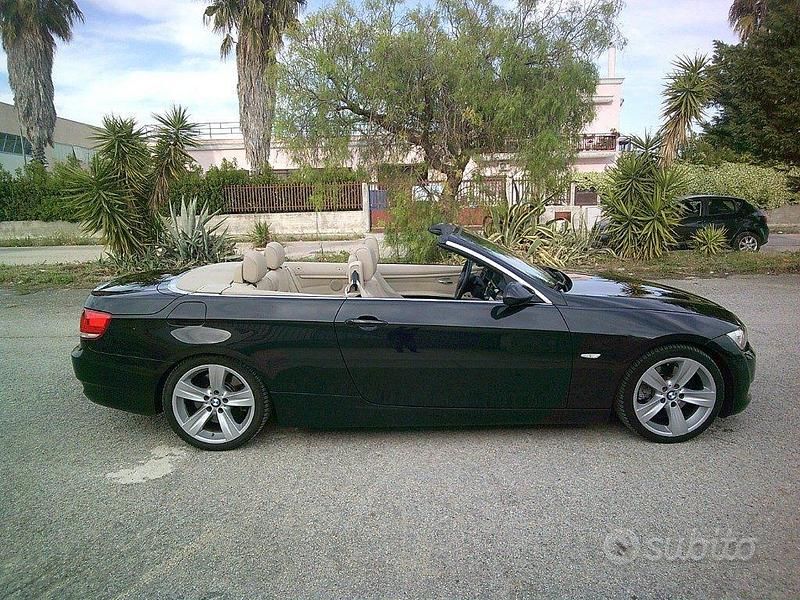 Usata BMW 325 Cabriolet 197 CV (144 kW) 2009 Nero Cabrio