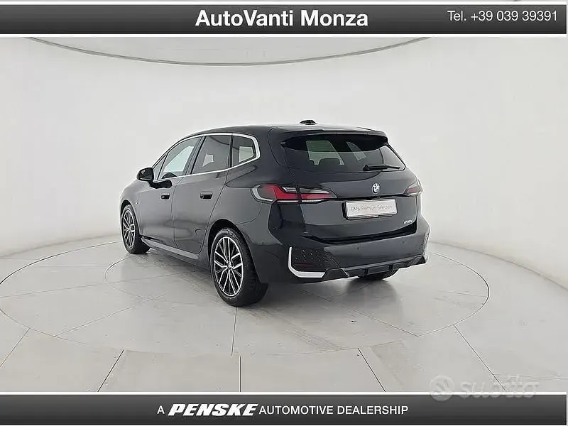 Usata BMW 218 Active Tourer Comfort Edition 136 CV (100 kW) 2023 Nero Monovolume