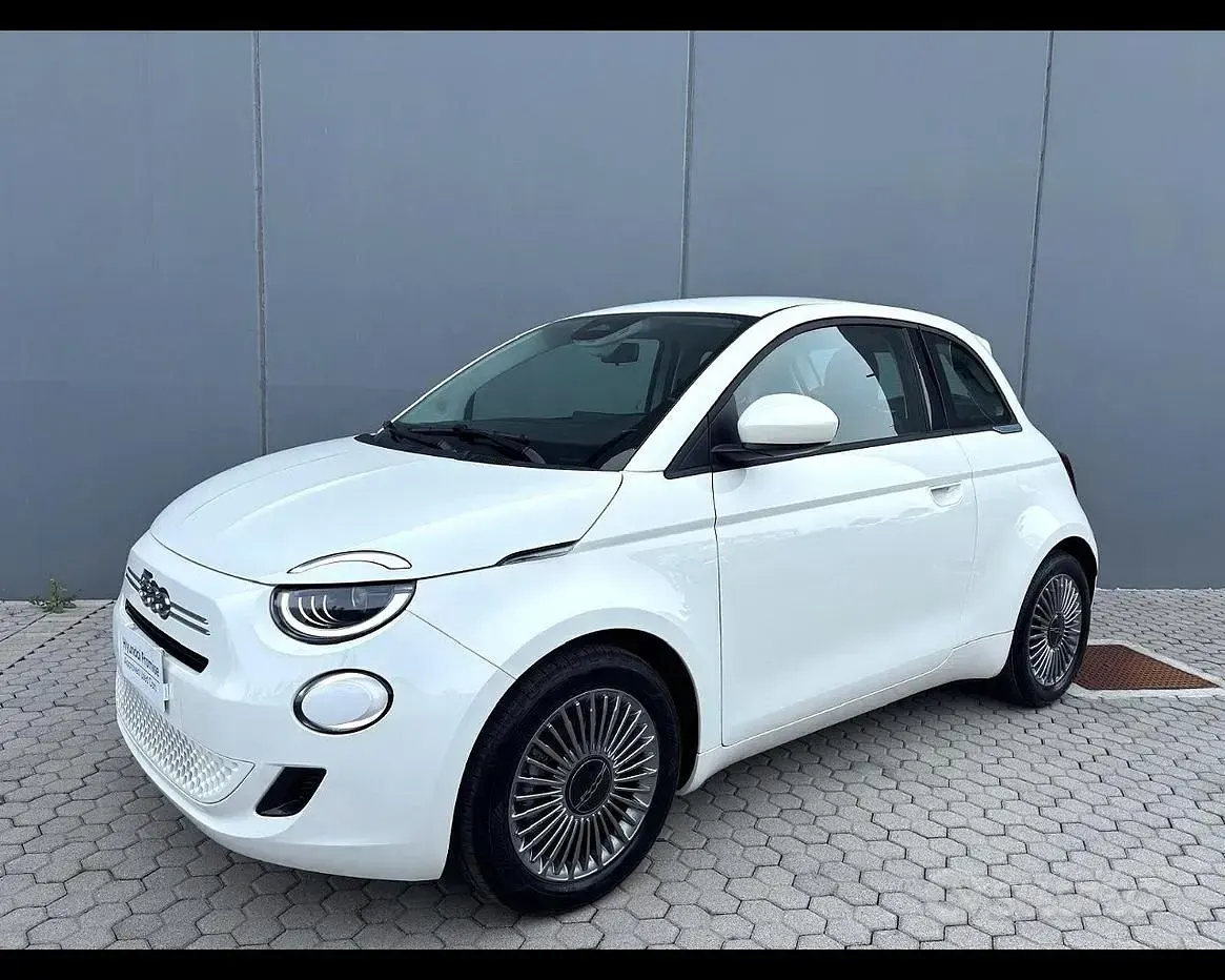 Nuova Fiat 500 65 CV (47 kW) 2026 Bianco Berlina