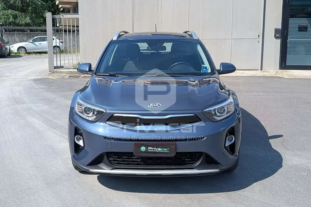 Usata Kia Stonic Style 99 CV (72 kW) 2020 Blu SUV