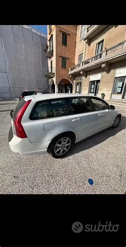 Usata Volvo V50 2012 Bianco Station wagon
