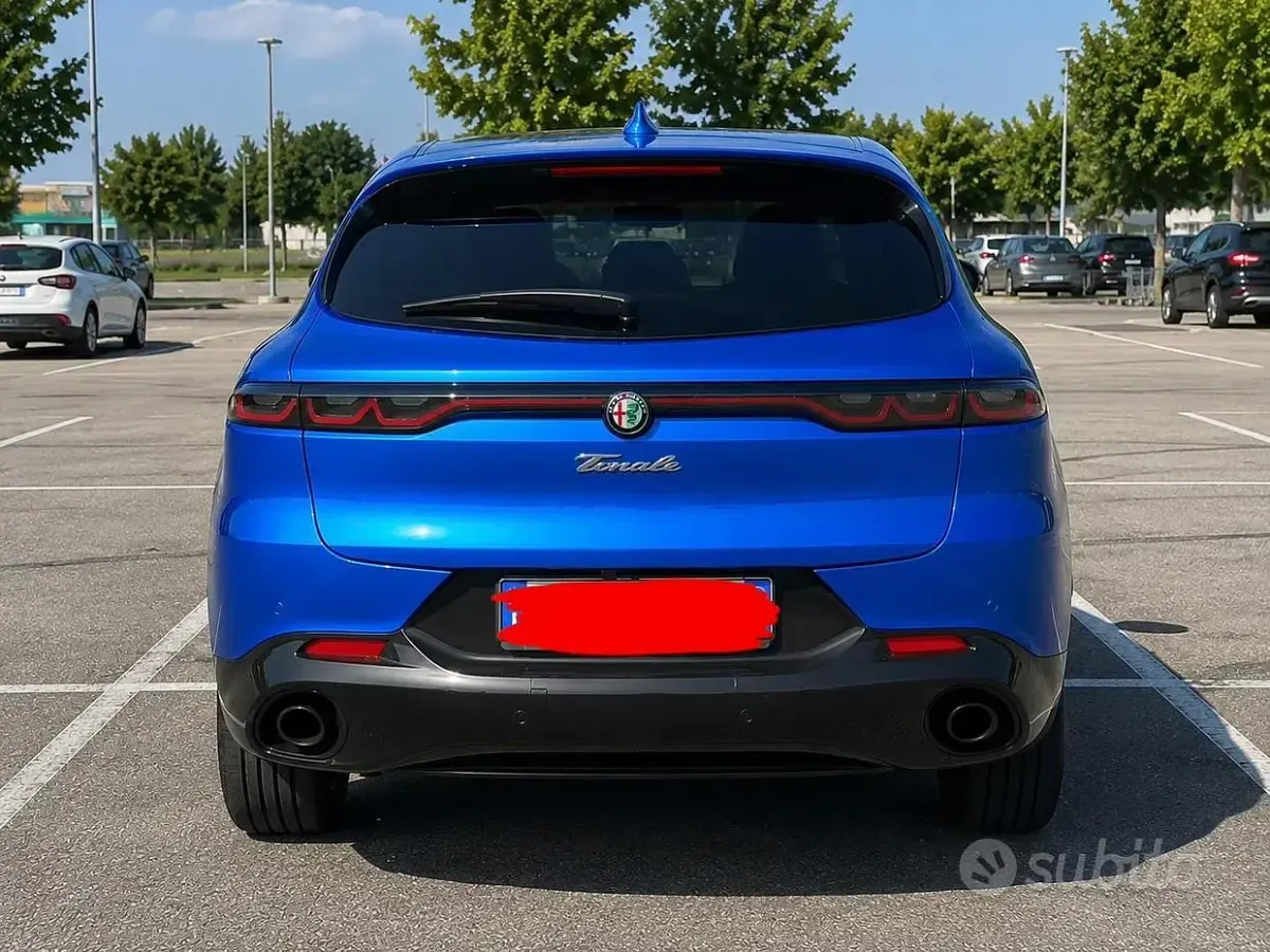Usata Alfa Romeo Tonale 130 CV (95 kW) 2025 Bluazzurro SUV