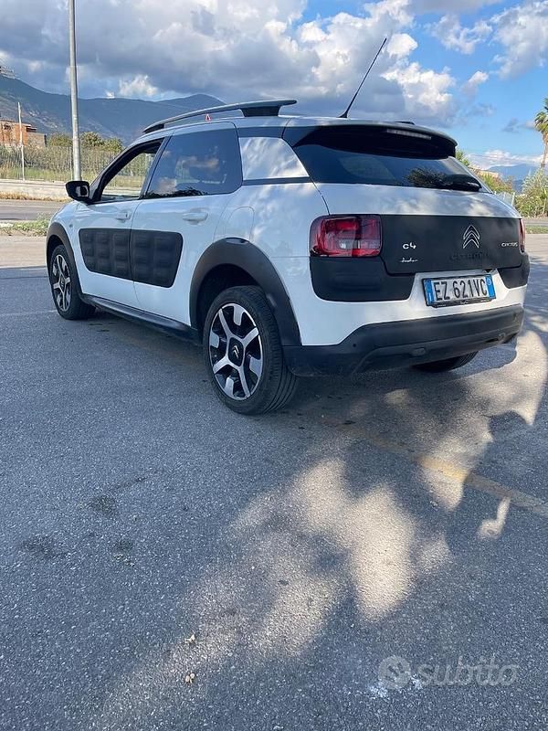 Usata Citroën C4 92 CV (67 kW) 2015 Bianco SUV