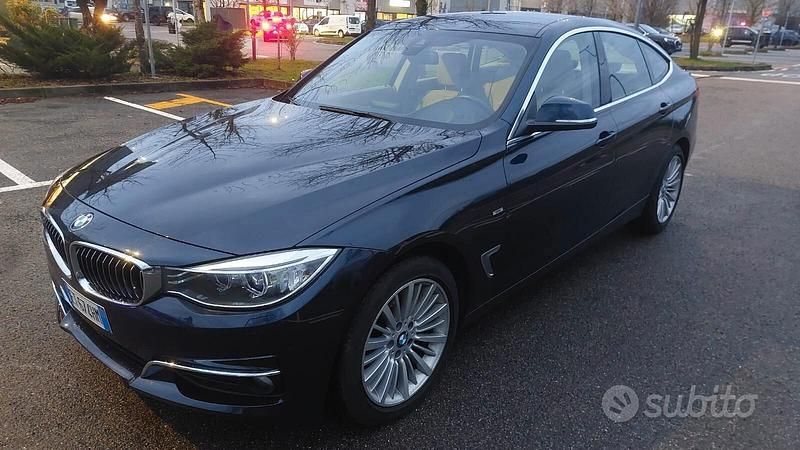 Usata BMW 320 Efficient Dynamics 184 CV (135 kW) 2013 Blu Berlina