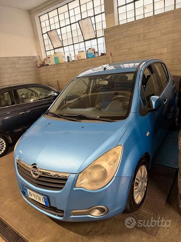 Usata Opel Agila 65 CV (47 kW) 2008 Utilitaria