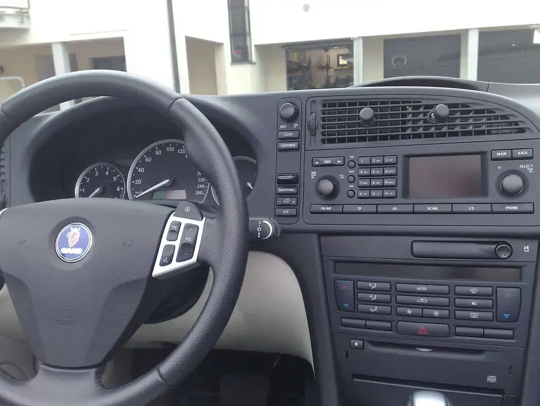 Usata Saab 9-3 Cabriolet Vector 204 CV (150 kW) 2006 Nero Cabrio