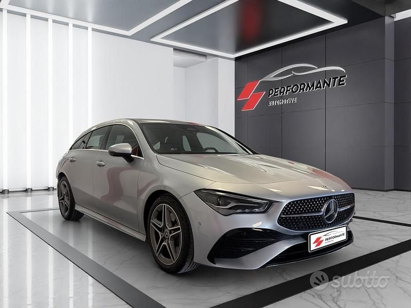 Usata Mercedes CLA200 AMG Line Premium 163 CV (119 kW) 2024 Nero Station wagon