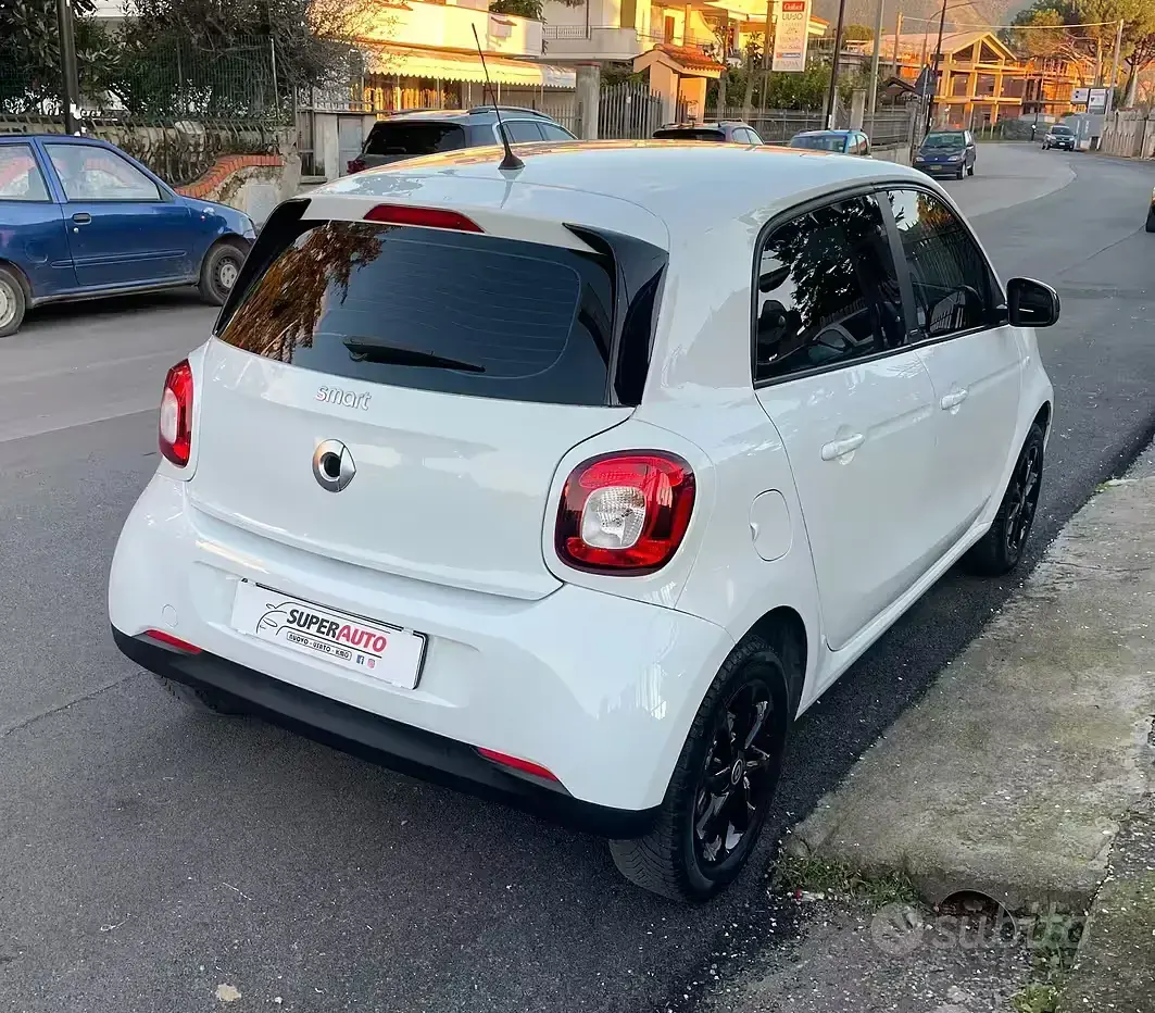 Usata Smart ForFour Passion 71 CV (52 kW) 2019 Bianco Utilitaria