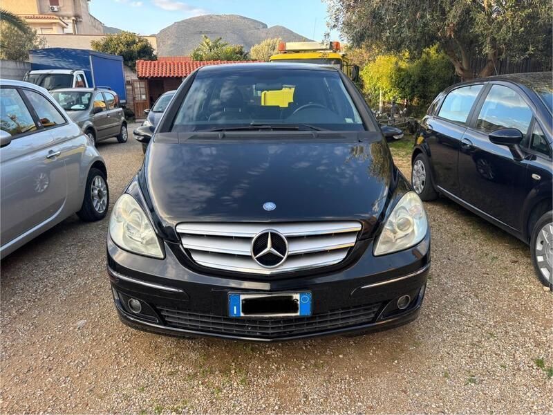 Usata Mercedes A180 Elegance 109 CV (80 kW) 2007 Nero Berlina