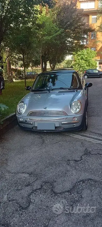 Usata Mini Cooper 116 CV (85 kW) 2003 Grigio Utilitaria