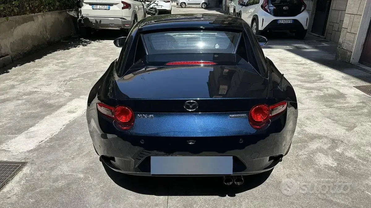Usata Mazda MX5 Homura-Line 184 CV (135 kW) 2023 Blu Cabrio
