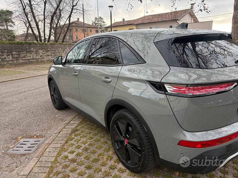 Usata DS Automobiles DS7 Crossback Performance 130 CV (95 kW) 2023 Grigio SUV