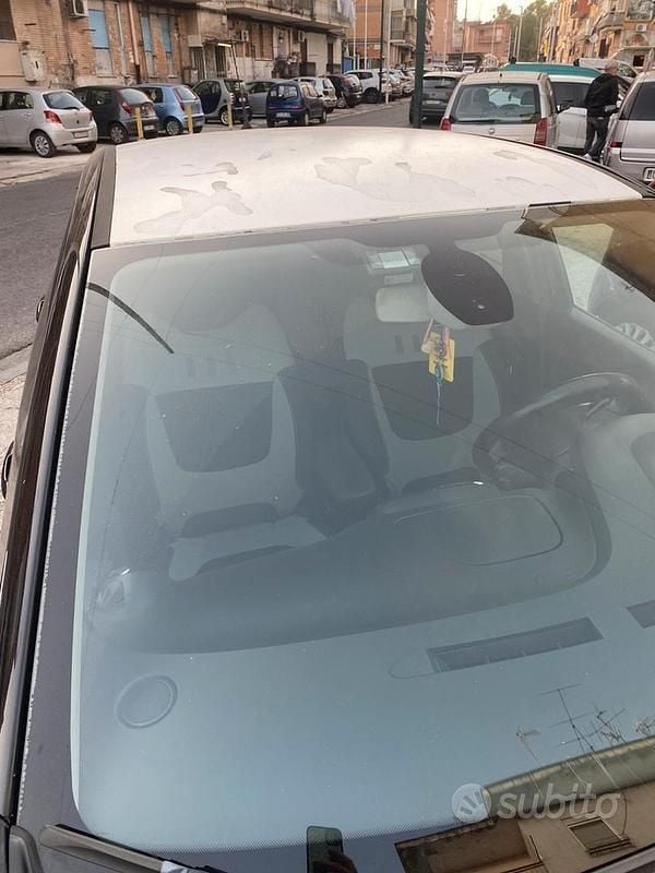 Usata Renault Captur 90 CV (66 kW) 2015 Nero SUV