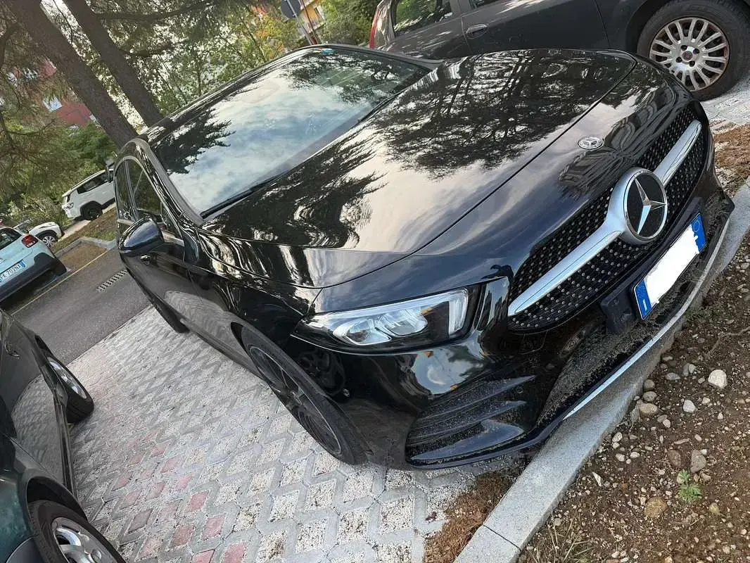 Usado Mercedes A220 Premium 190 CV (139 kW) 2019 Negro Berlina