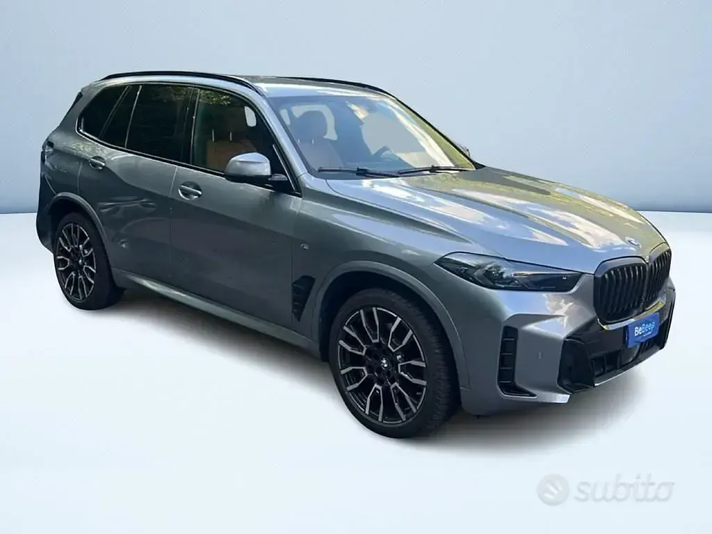 Usata BMW X5 M Sport 286 CV (210 kW) 2024 Grigio SUV