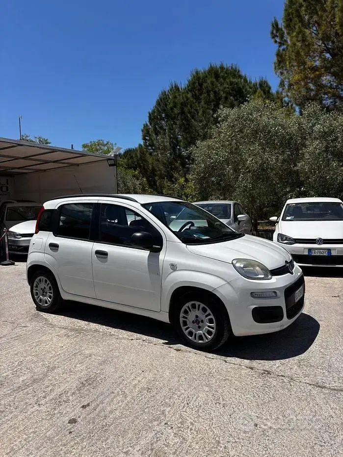 Usata Fiat Panda Lounge 75 CV (55 kW) 2013 Bianco Utilitaria