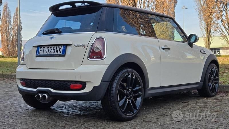 Usata Mini Cooper S Chili 175 CV (128 kW) 2007 Bianco Utilitaria