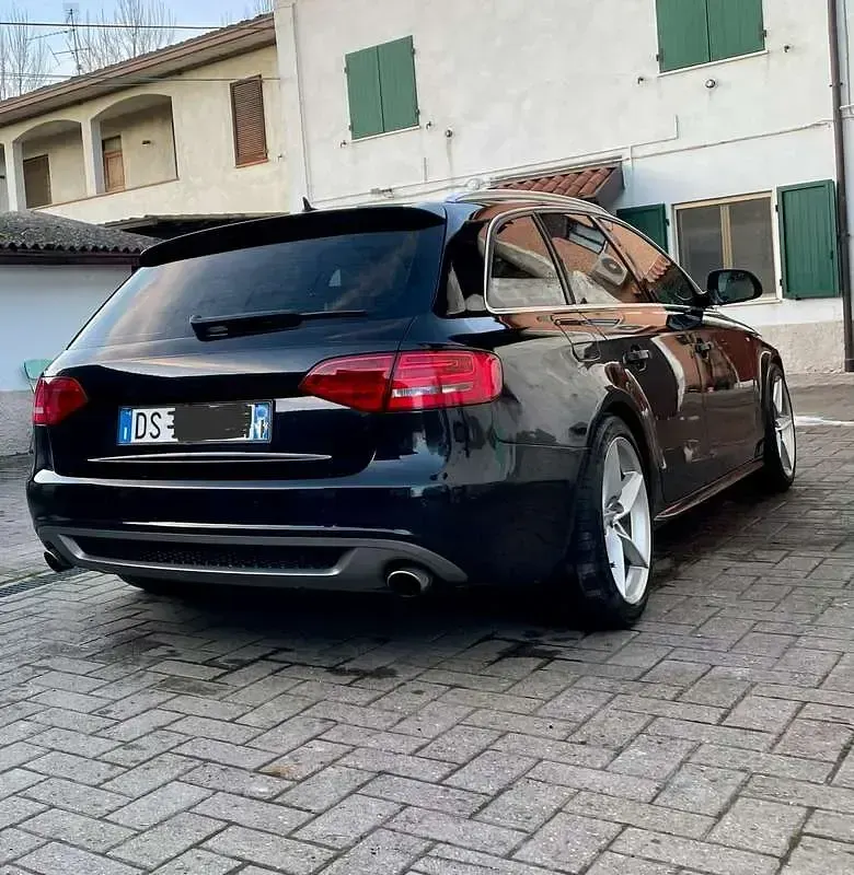 Usata Audi A4 Ambiente 239 CV (175 kW) 2009 Nero Station wagon