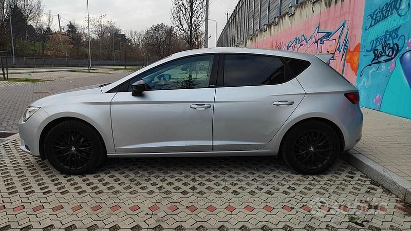 Usata Seat Leon CONNECT 110 CV (80 kW) 2016 Grigio Berlina