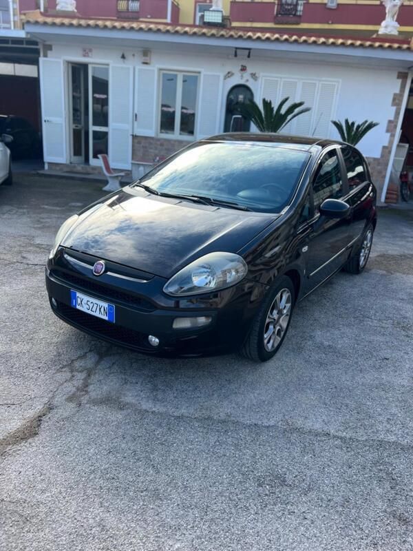Usata Fiat Punto Evo Emotion 95 CV (69 kW) 2010 Nero Utilitaria