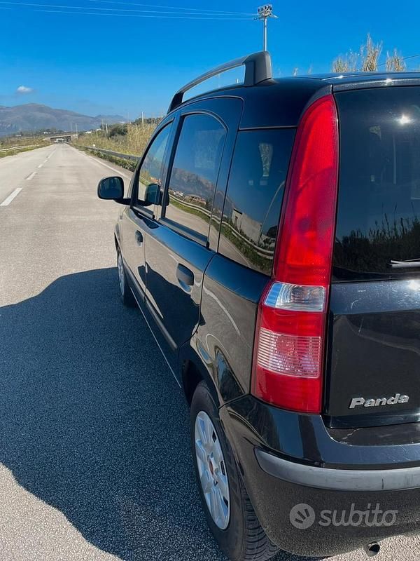 Usata Fiat Panda 69 CV (50 kW) 2011 Utilitaria