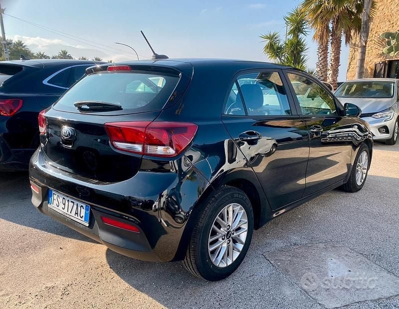 Usata Kia Rio 2019 Nero Berlina