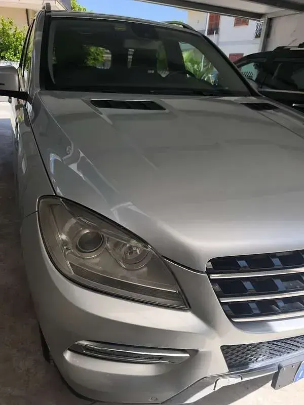 Usata Mercedes ML250 204 CV (150 kW) 2012 Grigio SUV