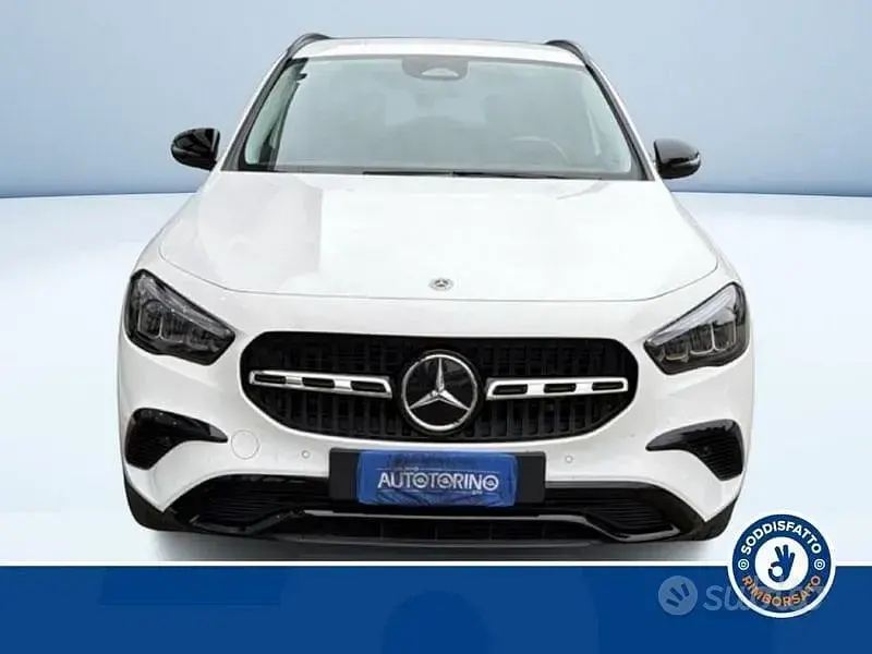 Käytetty Mercedes GLA180 Advanced 116 HP (85 kW) 2025 Valkoinen Katumaasturi