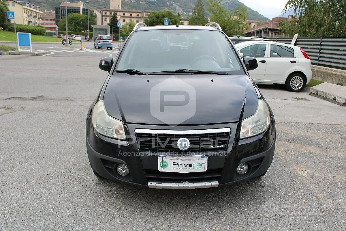 Usata Fiat Sedici Dynamic 120 CV (88 kW) 2007 Nero SUV