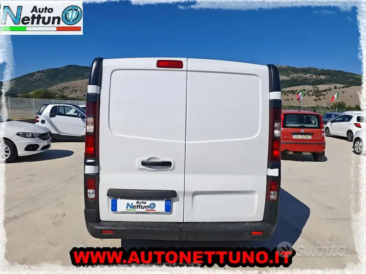 Usata Opel Vivaro-e Combi Edition 120 CV (88 kW) 2019 Bianco Monovolume