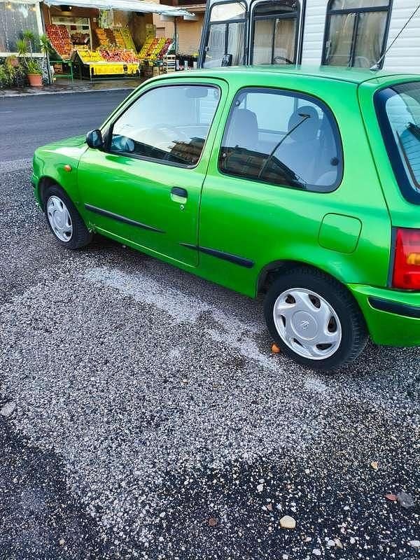 Usata Nissan Micra S 54 CV (39 kW) 1999 Verde Utilitaria