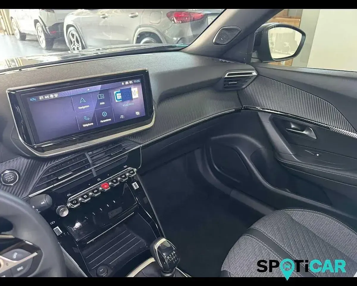 Usata Peugeot 2008 Allure 101 CV (74 kW) 2025 Blu/azzurro SUV