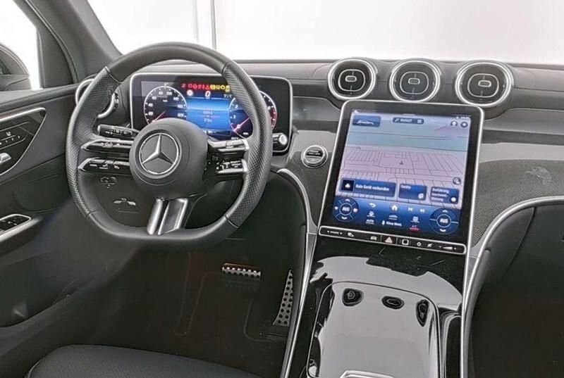 Usata Mercedes GLC200 Advanced Plus 204 CV (150 kW) 2023 Argento SUV