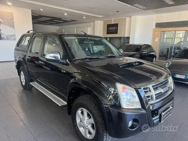 Usata Isuzu D-Max 163 CV (119 kW) 2009 Nero Pick-up
