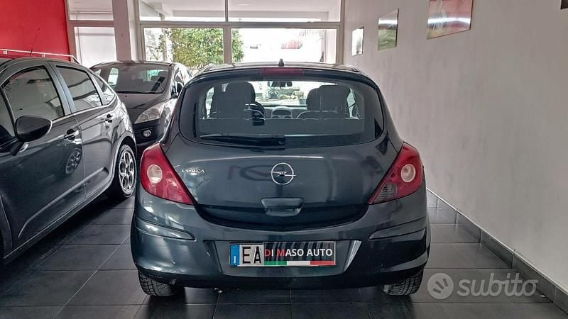 Usata Opel Corsa Sport 80 CV (58 kW) 2009 Blu Utilitaria