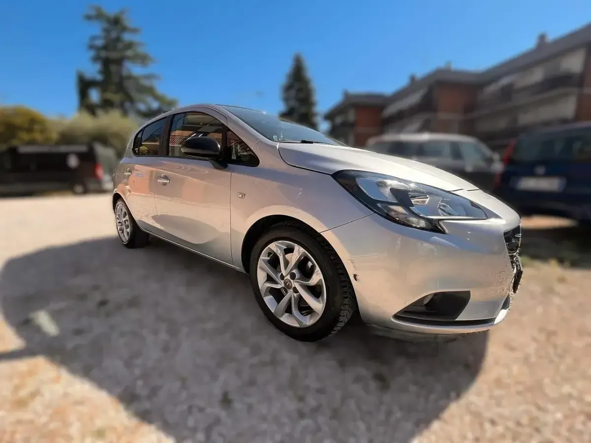 Usata Opel Corsa 75 CV (55 kW) 2016 Grigio Utilitaria