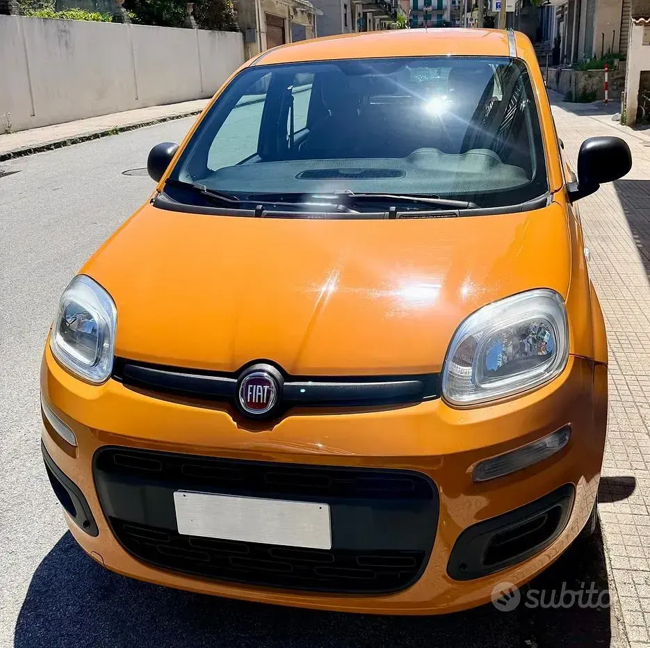 Usata Fiat Panda 70 CV (51 kW) 2021 Arancione Utilitaria