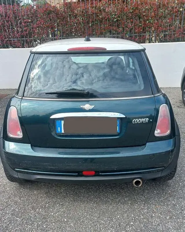 Usata Mini Cooper 116 CV (85 kW) 2005 Verde Utilitaria