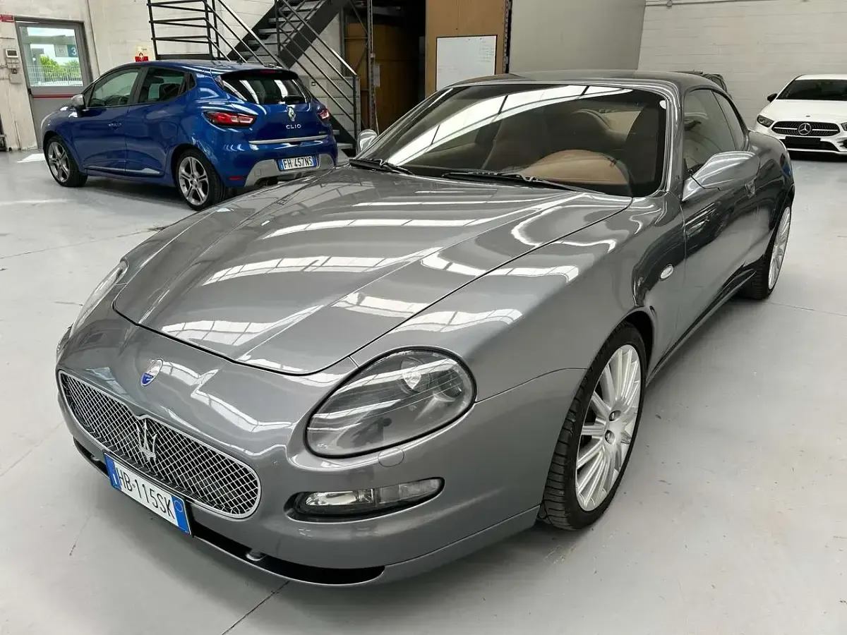 Usata Maserati Coupé 390 CV (286 kW) 2002 Grigio Coupé