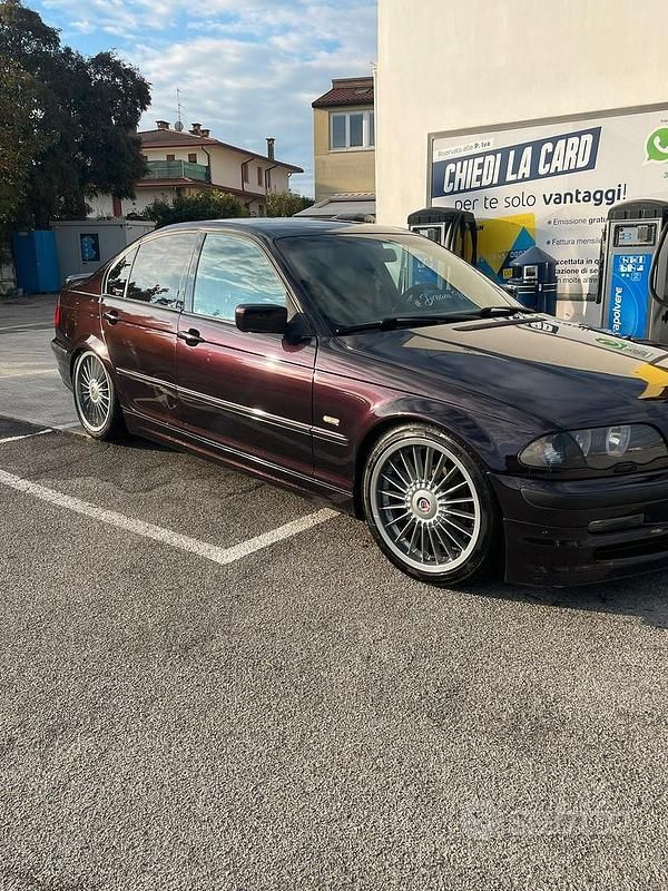 Usata 1999 BMW 328 Tre volumi | 6000 € (Ottimo prezzo) - Immagine 1/4