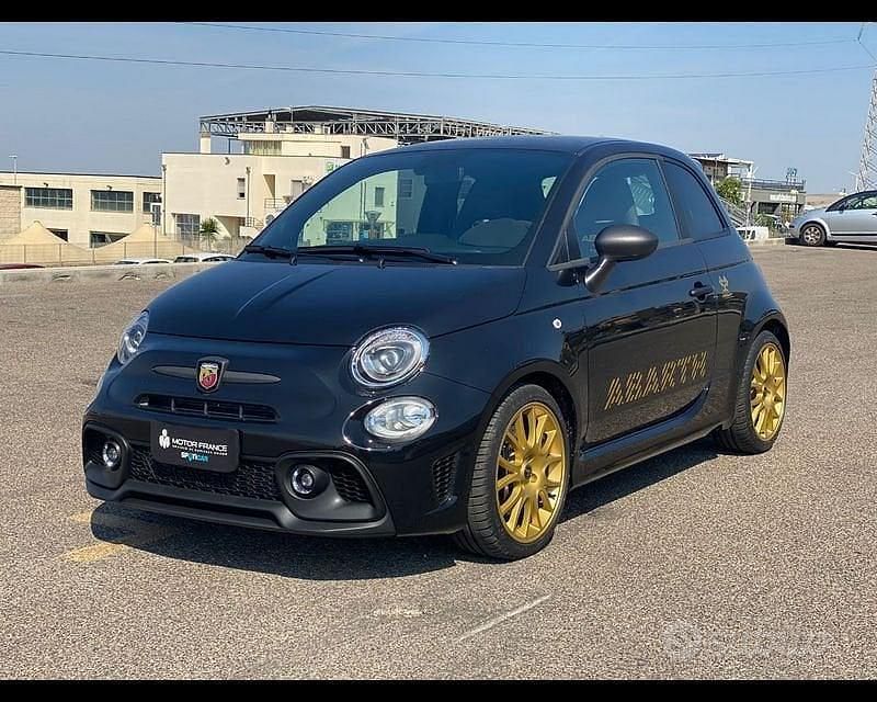 Usata Abarth 695 180 CV (132 kW) 2024 Nero Utilitaria