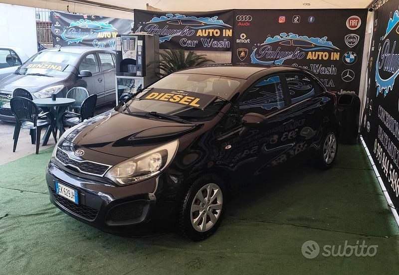 Usata Kia Rio EX 75 CV (55 kW) 2013 Nero Berlina