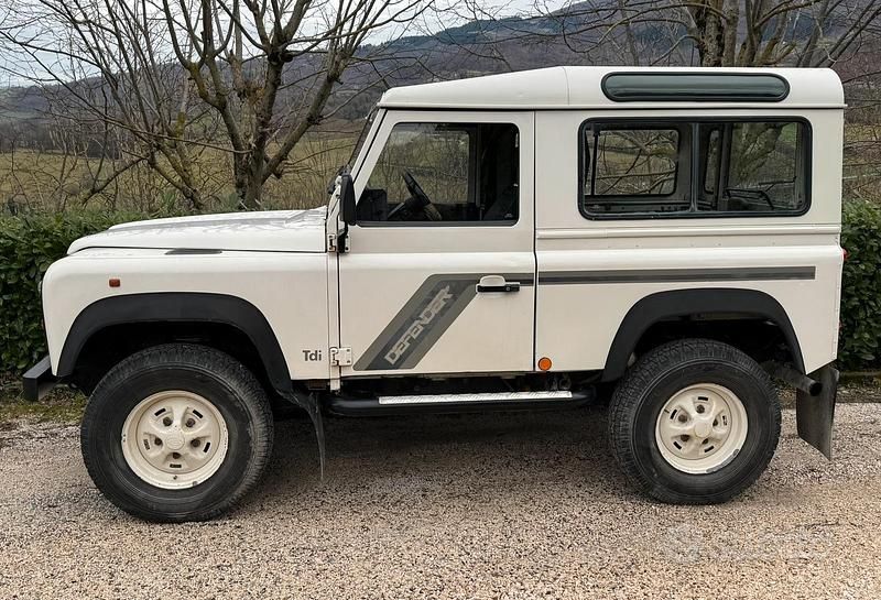 Usata Land Rover Defender 1997 Bianco