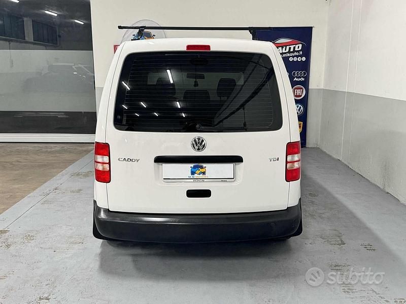 Usata VW Caddy Comfortline 102 CV (75 kW) 2014 Bianco Monovolume