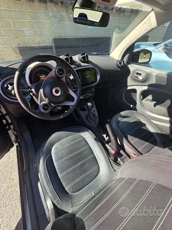 Usata Smart ForTwo Coupé Passion 71 CV (52 kW) 2016 Bianco Coupé