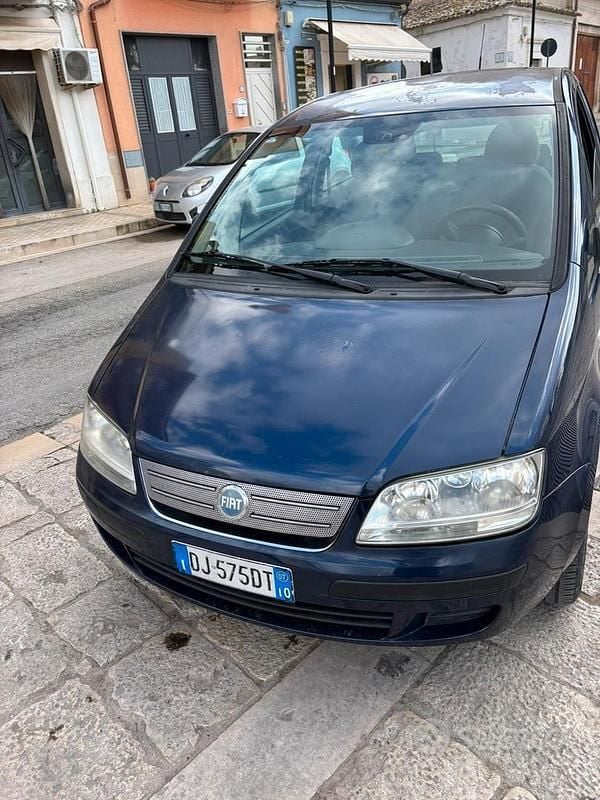 Usata Fiat Idea 2007 Blu Monovolume