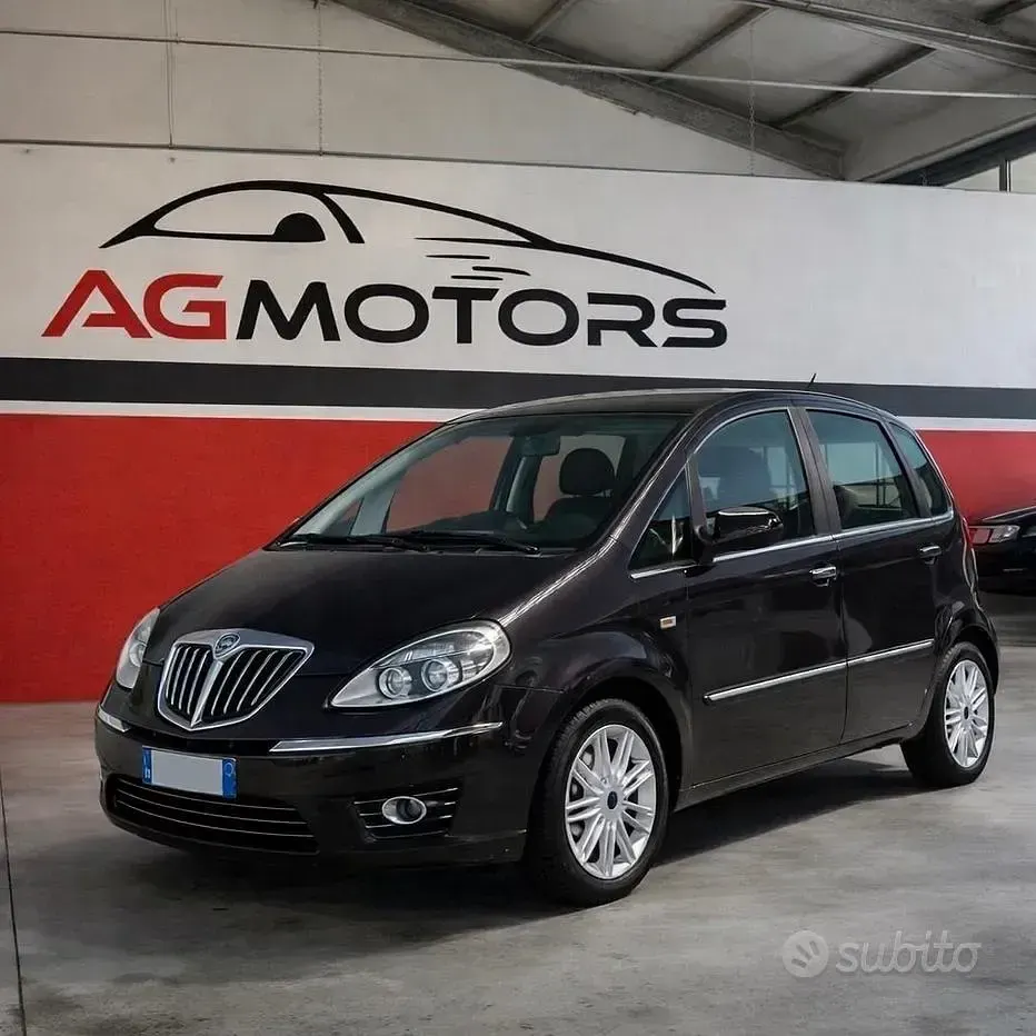 Usata Lancia Musa 95 CV (69 kW) 2012 Monovolume