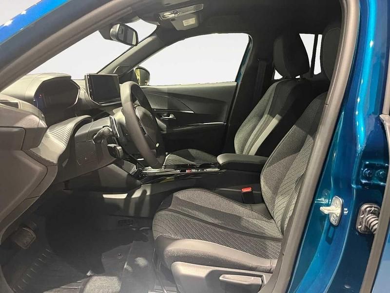 Nuova Peugeot 2008 Allure 136 CV (100 kW) 2025 Blu SUV